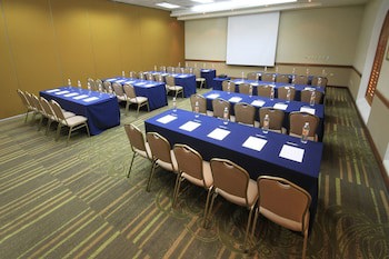 Holiday Inn Monclova, An Ihg Hotel