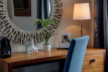 Best Western Chilworth Manor Hotel