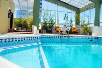 Dolmen Hotel