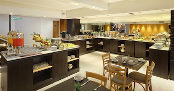 Dolmen Hotel