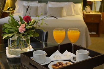 Dolmen Hotel