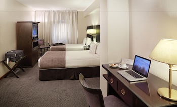 Dolmen Hotel