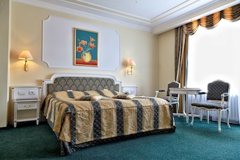 Esplanade Spa And Golf Resort