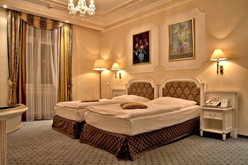 Esplanade Spa And Golf Resort