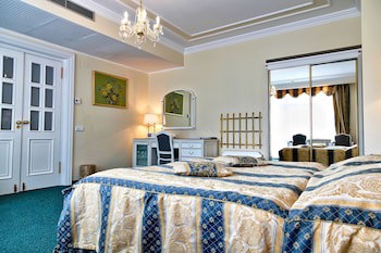 Esplanade Spa And Golf Resort
