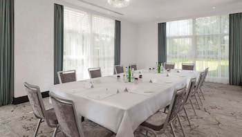 Doubletree By Hilton Hotel - Nottingham Gateway