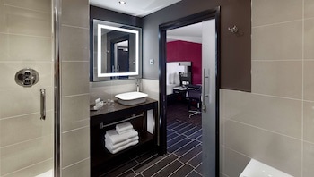 Doubletree By Hilton Hotel - Nottingham Gateway