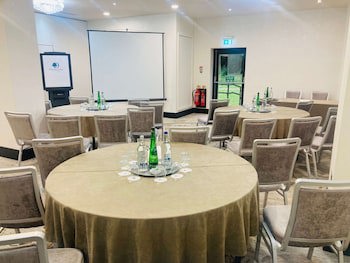 Doubletree By Hilton Hotel - Nottingham Gateway