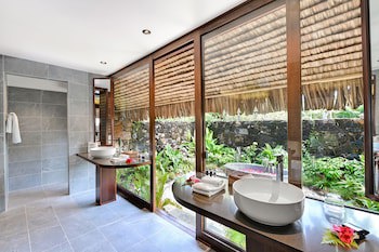 Le Taha'a By Pearl Resorts