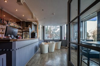 New Hotel De Lives