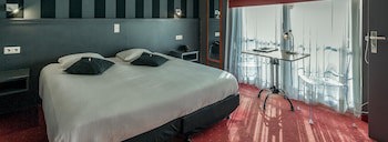 New Hotel De Lives