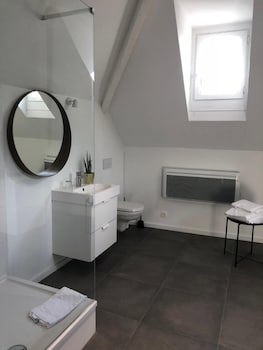 New Hotel De Lives