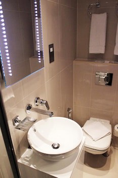 Edward Hotel Paddington