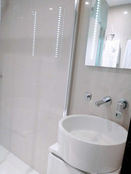 Edward Hotel Paddington