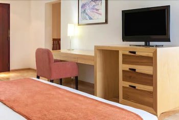 Baymont Inn And Suites Lazaro Cardenas