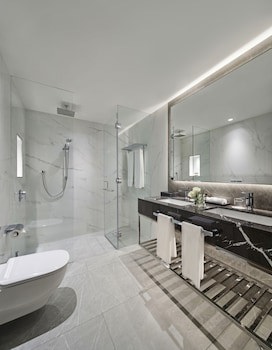 Fairmont Dubai