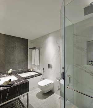 Fairmont Dubai