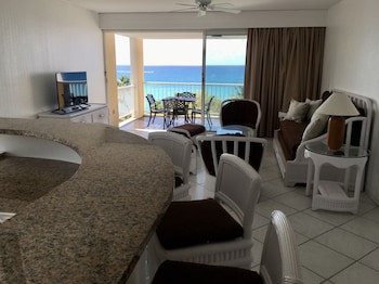 Sapphire Beach Club Resort