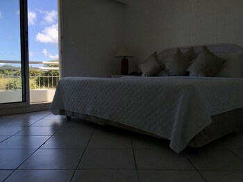 Sapphire Beach Club Resort