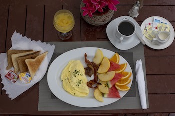 Sapphire Beach Club Resort
