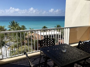Sapphire Beach Club Resort
