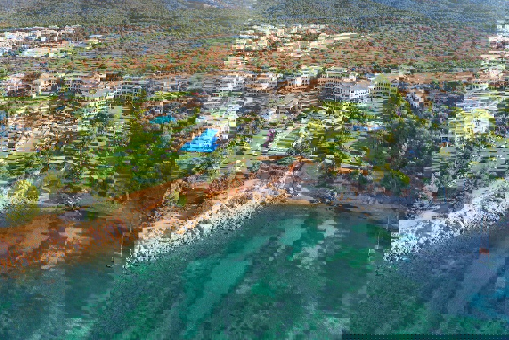 The St. Regis Mardavall Mallorca Resort