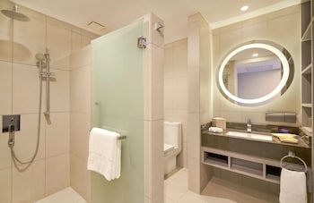 Doubletree By Hilton Damai Laut Resort