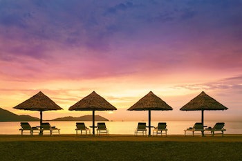 Doubletree By Hilton Damai Laut Resort