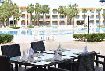 Ramada Plaza By Wyndham Tunis