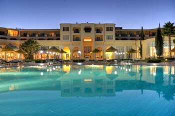 Ramada Plaza By Wyndham Tunis