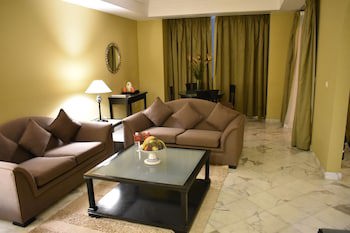 Ramada Plaza By Wyndham Tunis