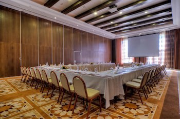 Ramada Plaza By Wyndham Tunis