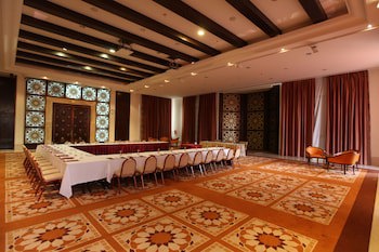 Ramada Plaza By Wyndham Tunis