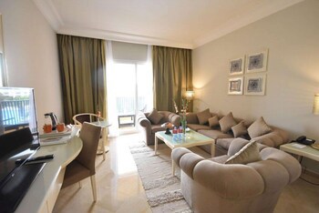 Ramada Plaza By Wyndham Tunis