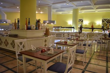 Ramada Plaza By Wyndham Tunis