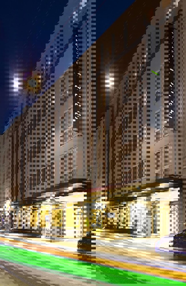 marc münchen - Adults Only