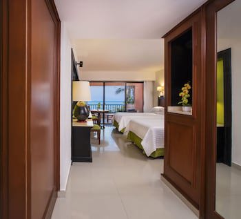 Barcelo Huatulco