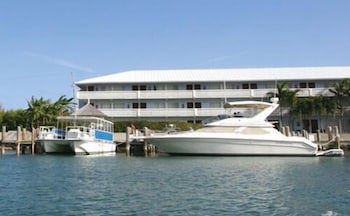 Flamingo Bay Hotel & Marina At Taino Beach