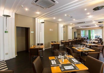 Estanplaza International