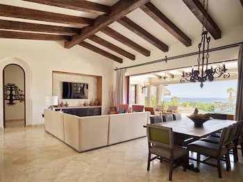Esperanza, Auberge Resorts Collection