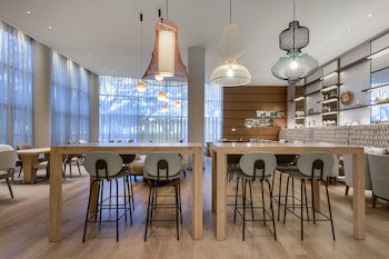 Ac Hotel Som By Marriott