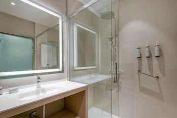 Ac Hotel Som By Marriott