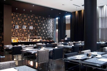 Ac Hotel Som By Marriott