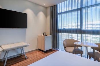 Ac Hotel Som By Marriott