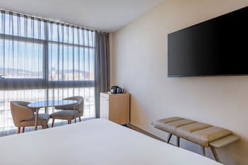 Ac Hotel Som By Marriott