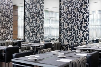 Ac Hotel Som By Marriott