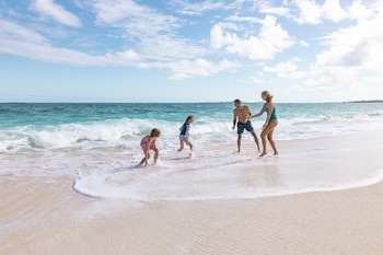 Harborside Resort & Vacation Rentals At Atlantis
