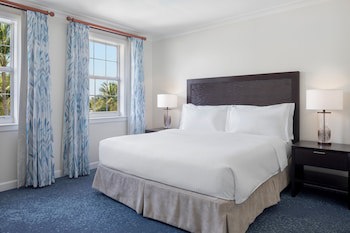 Harborside Resort & Vacation Rentals At Atlantis