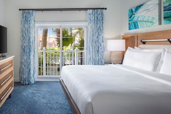 Harborside Resort & Vacation Rentals At Atlantis