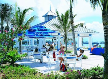 Harborside Resort & Vacation Rentals At Atlantis